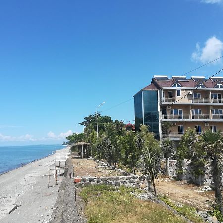 Sunny Land Hotel Chakvi Esterno foto