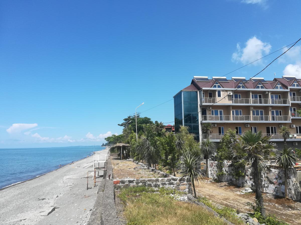 Sunny Land Hotel Chakvi Esterno foto